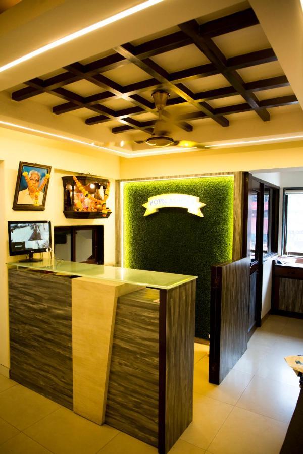 Hotel Ashoka Mire Ngoại thất bức ảnh