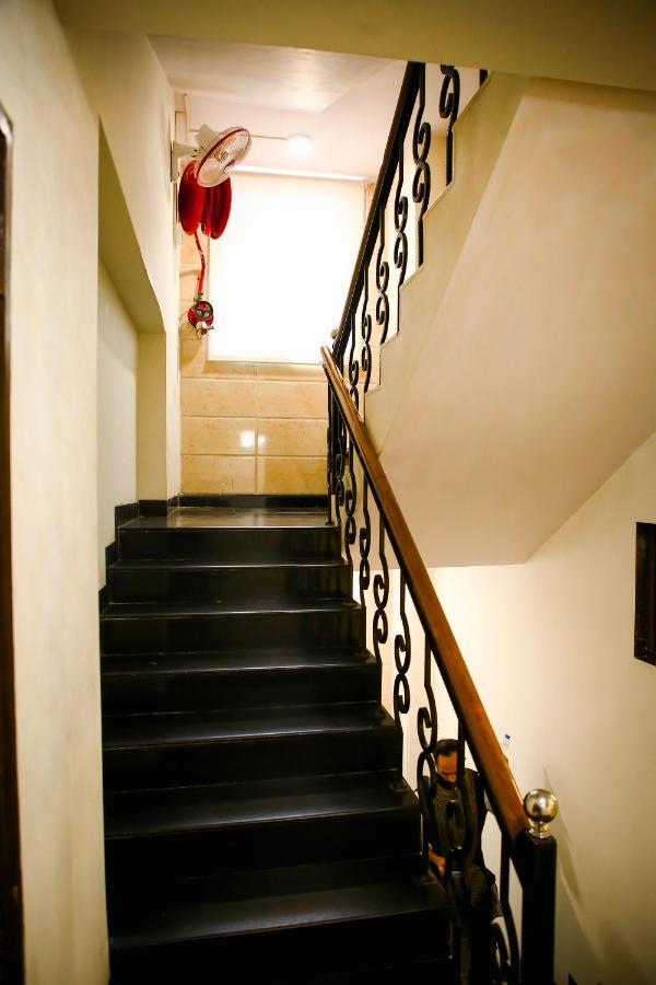 Hotel Ashoka Mire Ngoại thất bức ảnh