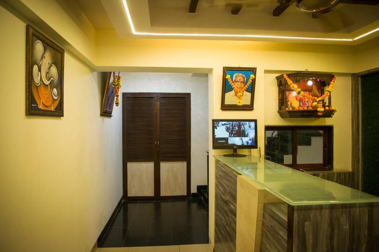 Hotel Ashoka Mire Ngoại thất bức ảnh