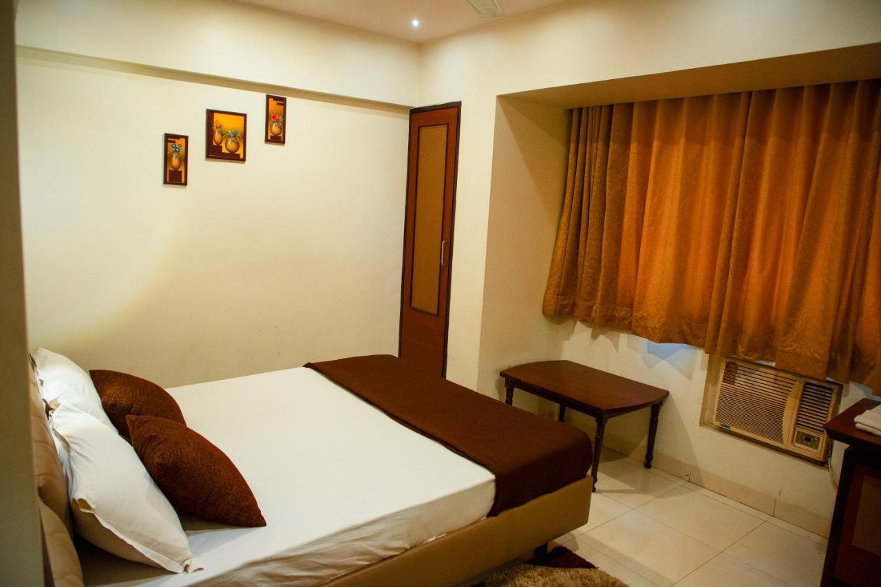 Hotel Ashoka Mire Ngoại thất bức ảnh