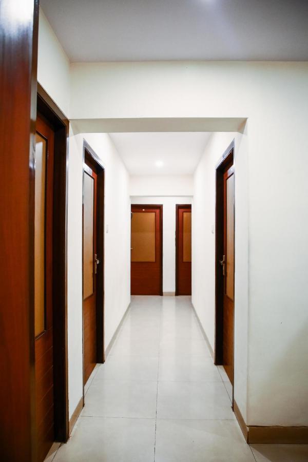 Hotel Ashoka Mire Ngoại thất bức ảnh